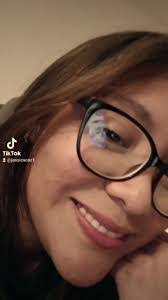 Jessica Clouse's Instagram, Twitter & Facebook