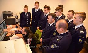 Scoala de pregatire a agentilor politiei de frontiera avram iancu oradea. Primul Pas Spre Viitor Incepe Cu Noi Hai In Echipa NoastrÄƒ