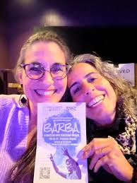 The musical about the beloved Brazilian body percussion master, Fernando  Barba is about to begin! Paola Faoro and I are fans of body percussion  thanks to Música do Círculo.