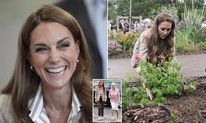 My mad but marvellous mother! From smuggling haggis into Africa to cooking  crocodile for tea, author Alexandra Fuller