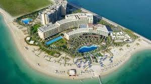 Otelin bulunduğu yer birçok tarihi, kültürel ve merkezi yere yakın. Rixos The Palm Dubai Hotel Amp Suites Dubai British Airways