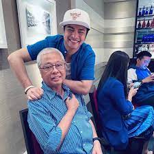 Sbg org tua spt saya, tergaru2 kepala saya… • see 975 photos and videos on their profile. Baju Unik Datuk Seri Ismail Sabri Tarik Perhatian Menteri Kanan Ini Tampil Beri Jawapan Nona
