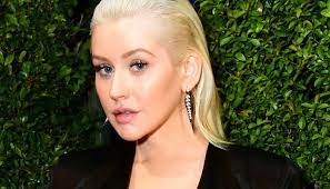 Christina aguilera is lending her voice in support of britney spears, calling what the singer has — christina aguilera (@xtina) june 29, 2021 @xtina. Christina Aguilera Touches On Insecurity Over Super Skinny Past Photos