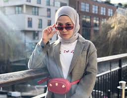 I'm an actor, a singer, a model, a brand ambassador, an entrepreneur, and just another human being trying to inspire everyone to be the best version of ourselves. Dah Tengok Wedding Fattzura Ayat Itu Buat Sherry Ibrahim Bengang Hiburan Mstar