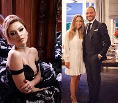 Habertürk'ten reşat balcıoğlu, i̇ran'daki jet kazasında hayatını kaybeden, yakından tanıdığı mina başaran'ı anlattı. Mina Basaran In Nisanlisi Murat Gezer Ve Sarkici 11996658 6642 M Kadincasayfa Com