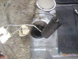 Kereta2 ni aku beli second, so memang banyak problem sebenarnya. Tacra S Diy Garage Float Aka Pelampung Minyak