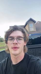 Kyle Kirkley's Instagram, Twitter & Facebook