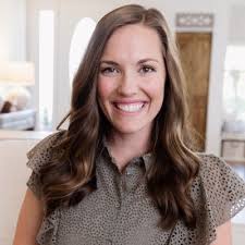 Sarah Gabel Seifert (@SarahGabelSeif)