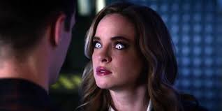 The Flash: 5 Times Killer Frost Was The Worst (& 5 Times It Was Caitlyn)