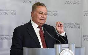 Причем карьеру евгений делал в пятом. I9czdiysddecm