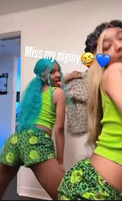 Nova woava🐱 @woava_nova - Twitter Profile | Sotwe