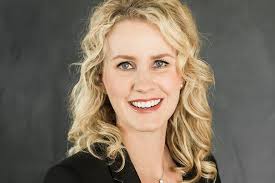 Stephanie Duffield's Instagram, Twitter & Facebook