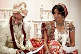Chicago Wedding By Tara Sharma Photography Post 1652 Indian Wedding Couple Chicago Wedding Indian Wedding See the wedding party in progress. pinterest