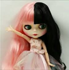 Pin By Cami On Mel Pink And Black Hair Melanie Martinez Mealine Martinez