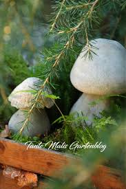 Tante Malis Gartenblog Ein Blog Fur Garten Wohnen Diy Und Schones Leben Ein Strauss Aus Bunten Ideen Frisch Fur Euch Gepflu Basteln Mit Beton Pilze Garten