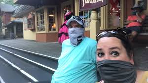 We've still got 1 more newsboys concert and 5 more hours of rides left in  the day. Moonlight Madness is the best, change my mind.