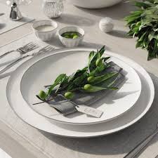 25 of 26 simple variations on a color are an easy way to pull together a table. Olive Set Table Setting 3d Model Download 3d Model Olive Set Table Setting 66452 3dbaza Com