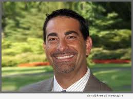 According to the July 17th edition of the Pelican Newspaper, the editor of  the CVE Reporter newspaper, Elliot Cohen is running scared from the new  Century Village newspaper, The Village Vox, published