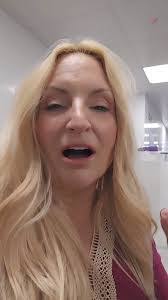 Allison Perryman's Instagram, Twitter & Facebook