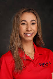 Clara Broome's Instagram, Twitter & Facebook