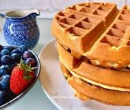 What are American waffles made of?