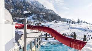 Swiss holiday park resort liegt in den bergen in morschach, in der umgebung von titlisgletscher und berg pilatus entfernt. Wellness Und Spa Im Swiss Holiday Park Stoos