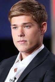 Chris Frasier's Instagram, Twitter & Facebook