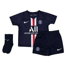 After coming together on an air jordan 5, psg could be the first club to play in football kits bearing the jumpman. Psg Trikots Finde Das Neue Paris Trikot Bei Unisport