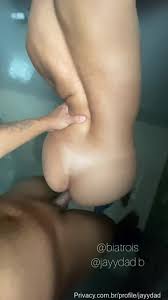 Ninfeta Bia Trois boquete e foda no chuveiro pornô da delicinha - Xvideos  Putaria