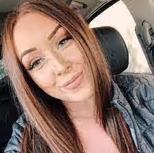 Jana Staples's Instagram, Twitter & Facebook