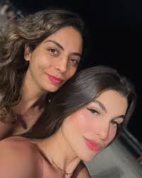 Vanessa Mathias (@vmathiass_) • Instagram photos and videos