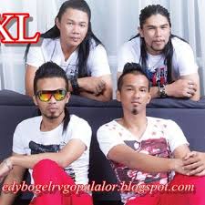 For your search query axls andai dapat ku undurkan masa lirik mp3 we have found 1000000 songs matching your query but showing only top 20 results. Andai Dapat Ku Undurkan Masa Axl By Legenda Rock Melayu Lrm Music