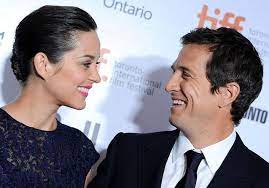 A l'image du film qu'ils ont tourné ensemble jeux d'enfants, marion cotillard et guillaume canet étaient amis avant d'être en. Marion Cotillard Et Guillaume Canet Les Meilleures Photos Du Couple Elle
