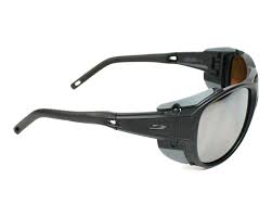 More ergonomic, better ventilation, slimmer and more stylish, the explorer 2.0 reaches new summits in performance. Julbo Explorer 2 0 J497 1214