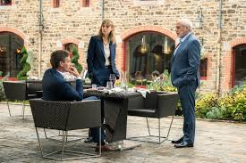 Plot summary, cast, actors, characters, photos and pictures, quotes, facts. Jugee Coupable Jla