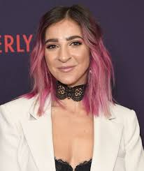 Do you like this video? Gabbie Hanna Pics 2019 Streamy Awards In Los Angeles Tellyupdates Tv