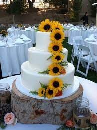 Pin By Sabrina Prell On Wedding Inspiration For Rani Hoover Inspired Weddings Events Sunflower Wedding Cake Rustic Sunflower Wedding Sunflower Themed Wedding