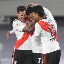 El exmediocampista de athletico paranaense, su último club antes de retirarse, destacó las cualidades del futbolista de la selección argentina y udinese, quien fue titular contra ecuador y devolvió los elogios con gol. F7wsqp4nx Ylhm