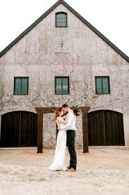 Gorgeous Seasonal Style Shoot At The Baumberhof Weddingday Bridesofok Seasons Couple Photos Wedding Day