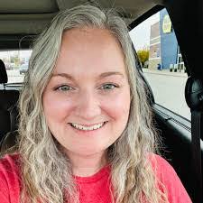 Keri Osborn's Instagram, Twitter & Facebook