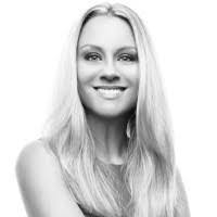 Vicki Stanton's Instagram, Twitter & Facebook