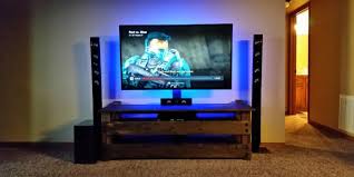 The trend is also supported by the fact that most of the tv available on the market is now has thinner designs than the old crt tv. 33 Diy Tv Stands You Can Build Easily In A Weekend Home And Gardening Ideas