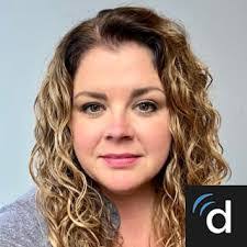 Michelle Pittard's Instagram, Twitter & Facebook