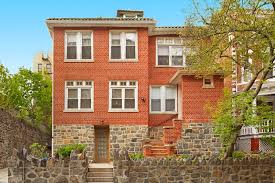 The most expensive one bedroom price is $2650. Nyc Apartments Manhattan 4 Bedroom Apartment For Rent