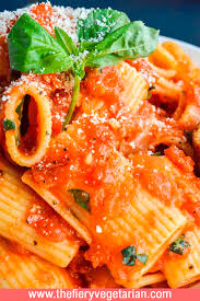 Best Arrabiata Sauce Ever Fresh Tomato Recipes Red Sauce Pasta Recipe Pasta Sauce Recipes Tomato
