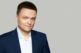 Debilizmy wyświetlają się na tym samym ekranie co analizy geniuszy. Szymon Holownia Kim Jest Zyciorys Kariera Rodzina Ksiaz Wprost