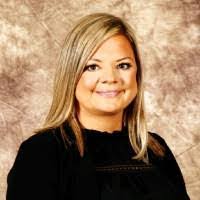 Marcy Logan's Instagram, Twitter & Facebook