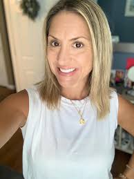 I recommend Kelly. She did an amazing job