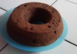 Dengan rasa kue yang manis dan kue yang lembut membuat kue ini banyak disukai orang. Resep Bolu Kukus Chocolatos Simpel Istimewa