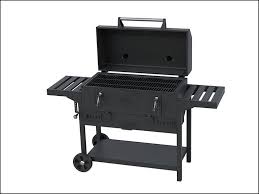 Either buyers who aren't committed to one specific type if grilling and like to traverse between charcoal, smoking, and gas. Smoke Hollow 36 Deluxe Charcoal Bbq Grill Manual